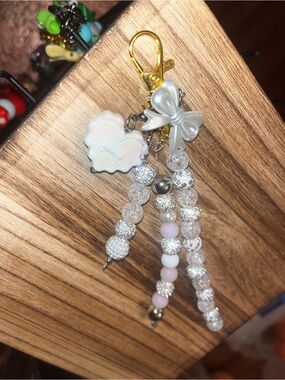 Pearl White Beaded Bow Bag or Mug Charm